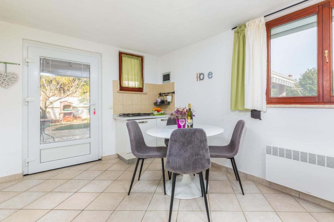 Holiday Home Nadia Pula Exterior foto