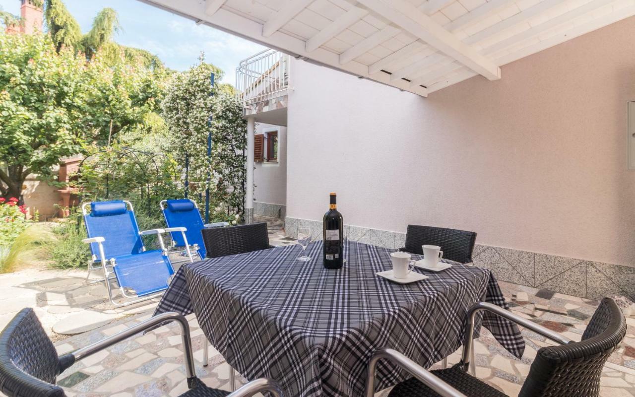Holiday Home Nadia Pula Exterior foto